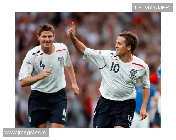 莱奥的传奇旅程：从草地小子到世界足球巨星的成长故事