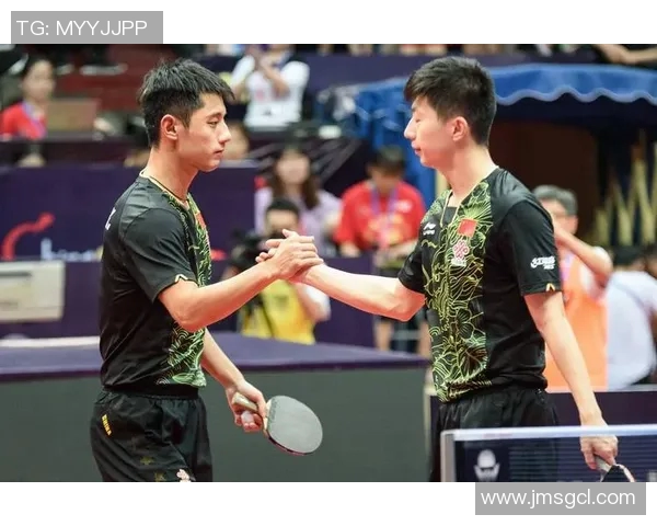 蔚山现代与庆州水利的激烈对决展现足球魅力与团队精神的巅峰较量 蔚山现代与庆州水利的激烈对决展现足球魅力与团队精神的巅峰较量