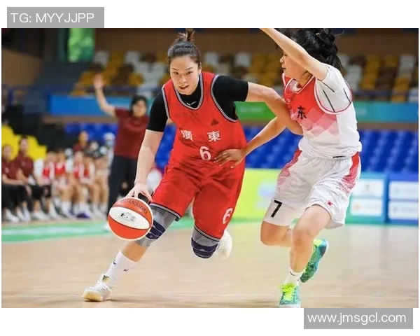 中国女篮奋勇争先迎战拉脱维亚队全力争夺国际赛事胜利