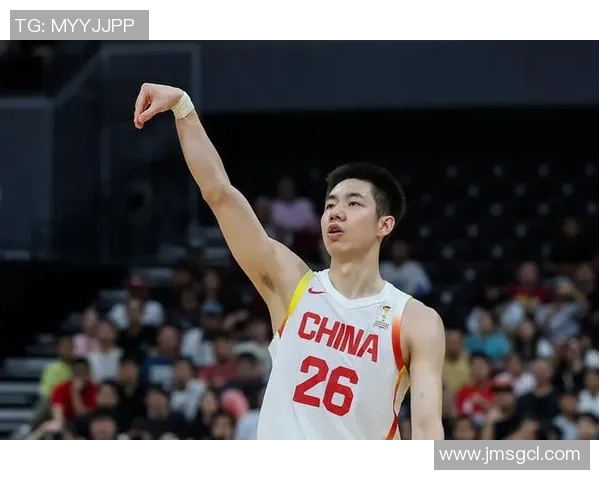 朱俊龙的奋斗之路:从平凡少年到篮球场上的璀璨明星 朱俊龙的奋斗之路:从平凡少年到篮球场上的璀璨明星